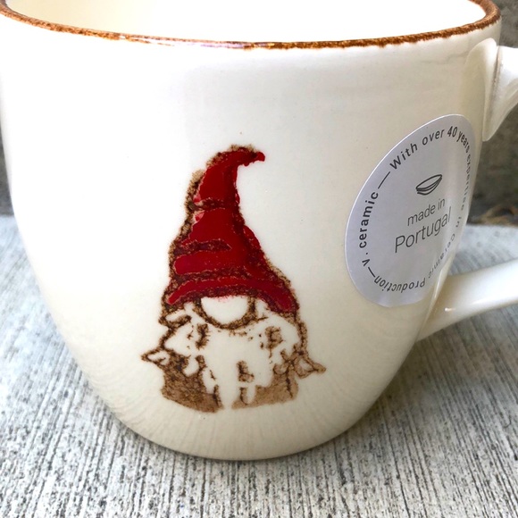 Portugal Winter GNOME Mug - Picture 2 of 4